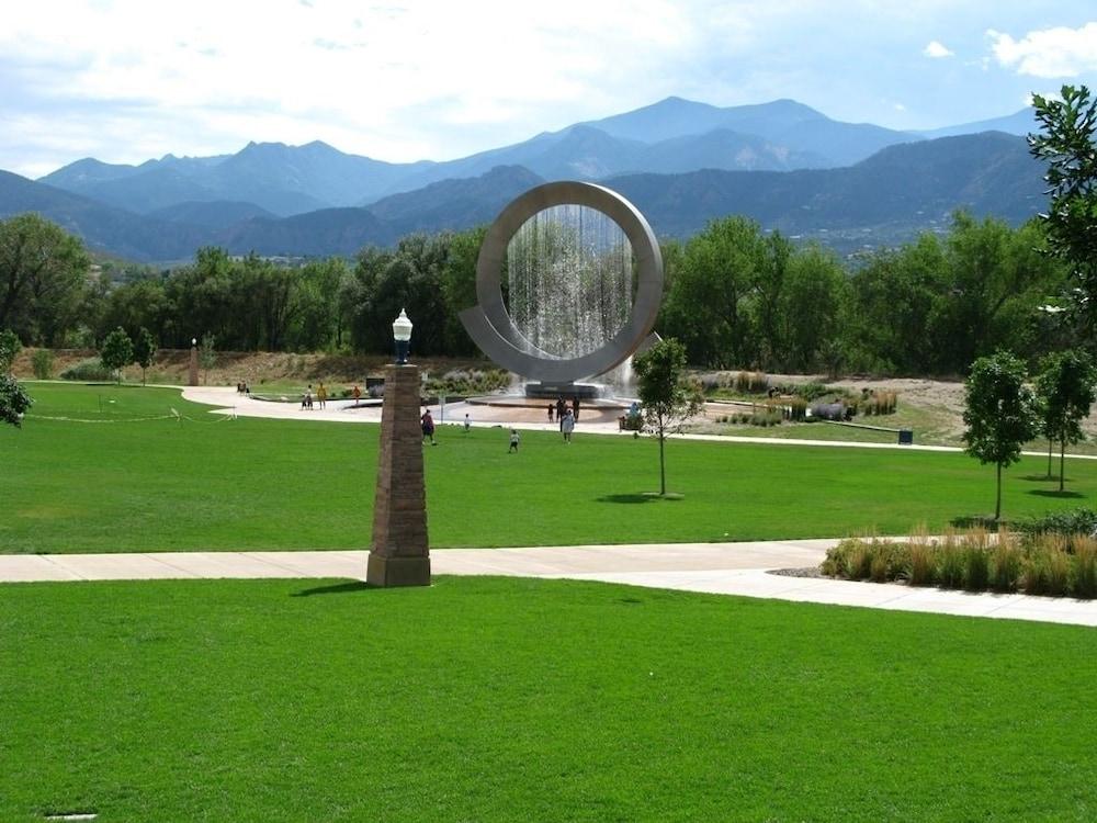 Alta Hotel Colorado Springs Buitenkant foto